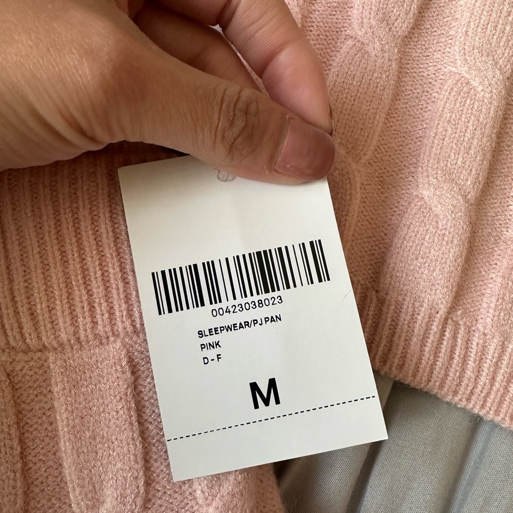 Forever 21 - Picture 5 of 5